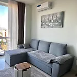 Luxury Apartment With Parking