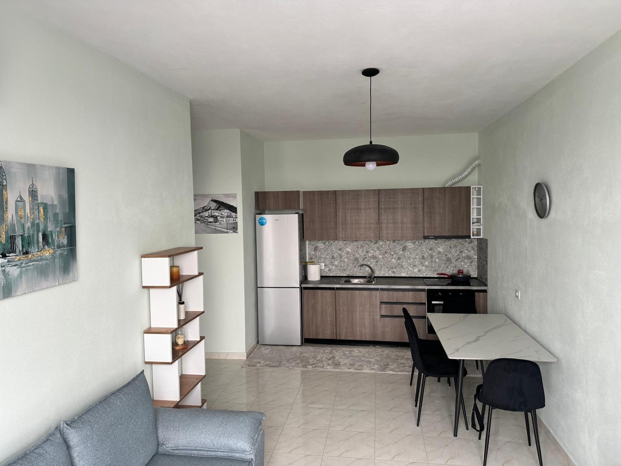 Luxury With Parking Apartamento Tirana