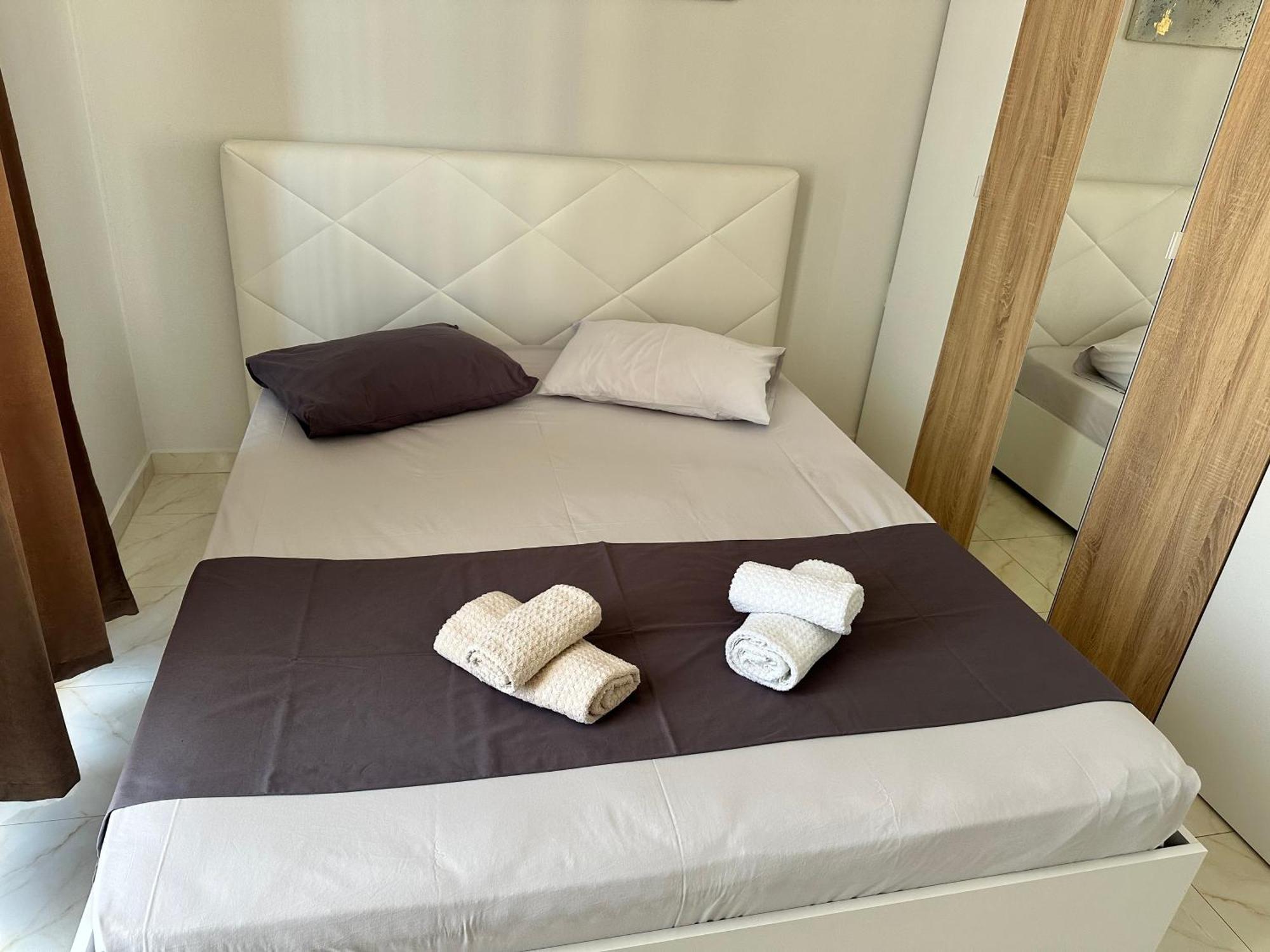 Luxury With Parking Appartamento *